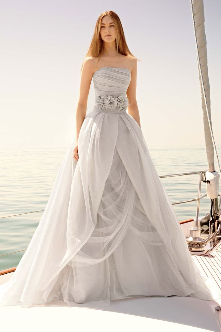 12 Stunning Designer Wedding Dresses BestBride101